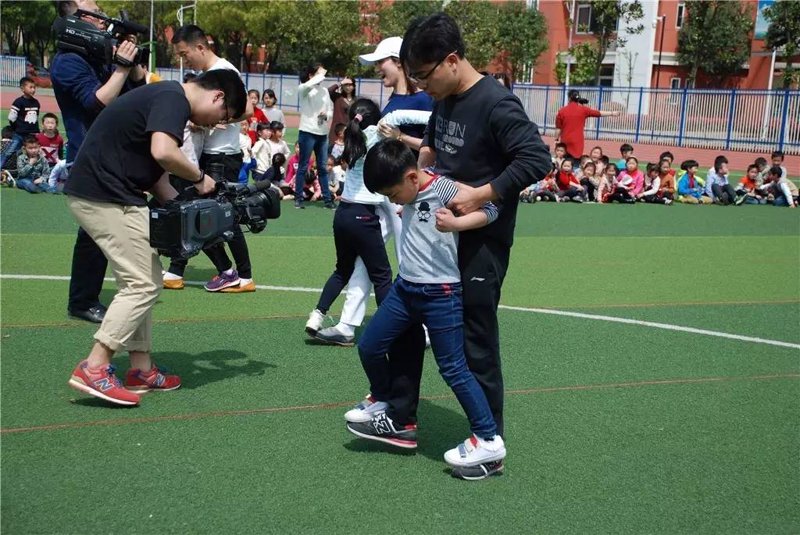 早教课程:为孩子成长铺设金色阶梯